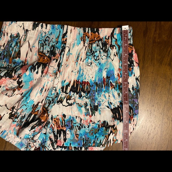 French Connection Isla Ripple Shorts - Picture 8 of 8